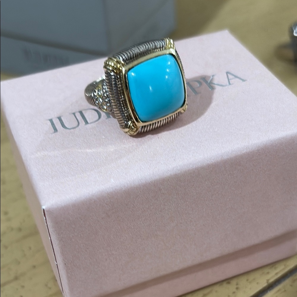 Judith Ripka torquoise, 18k, diamond ring.